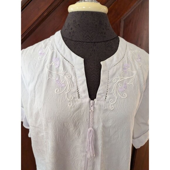 Vintage PurpleFloral Embroidered Zip-Up Nightgown Tassel Pull & Short Sleeves XL - Picture 3 of 9